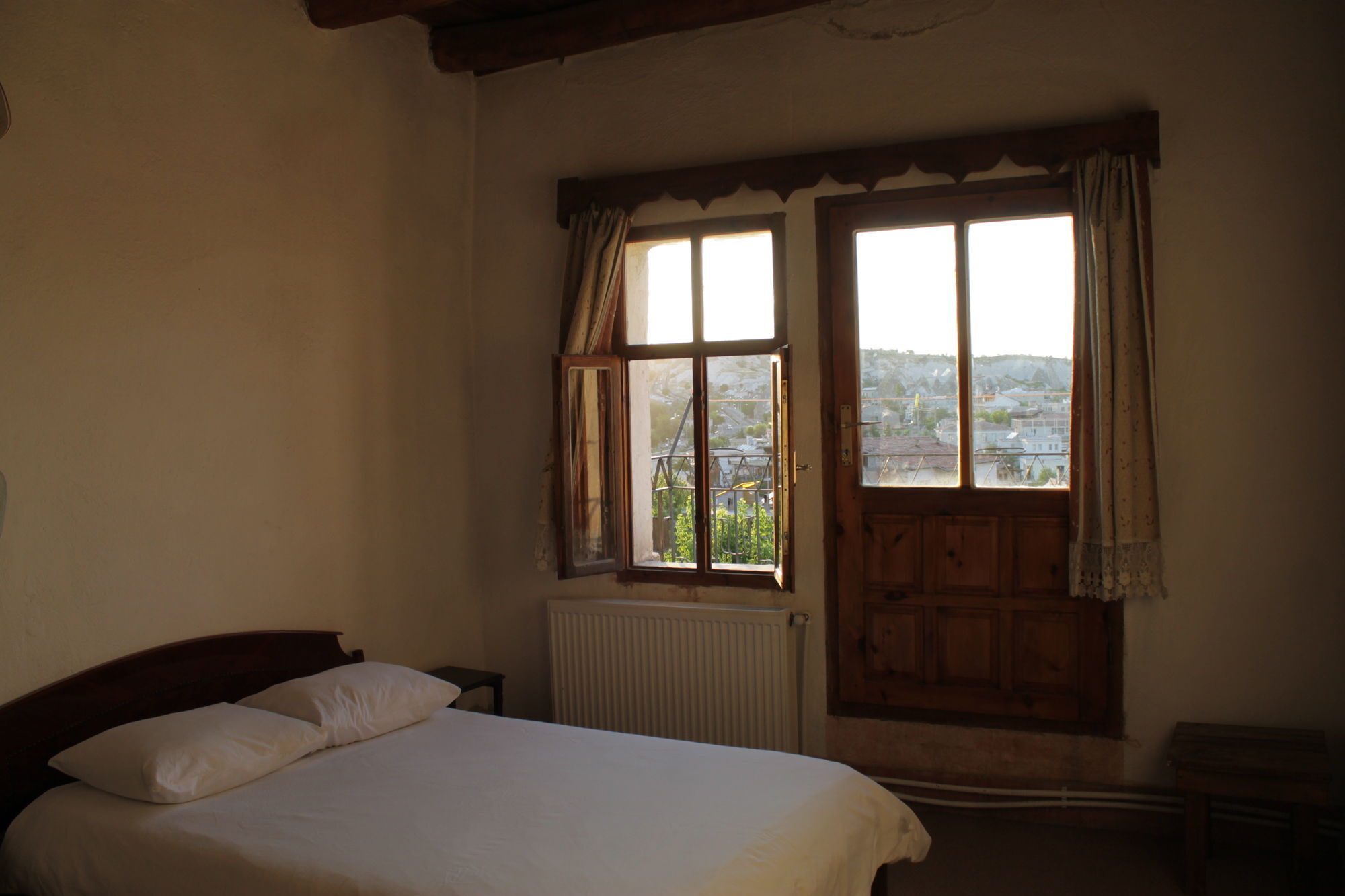 Yasin'S Place Backpackers Cave Hostel 格雷梅 外观 照片